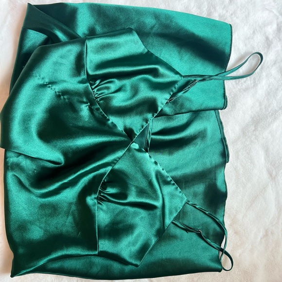 Silk night dress - Picture 1 of 4